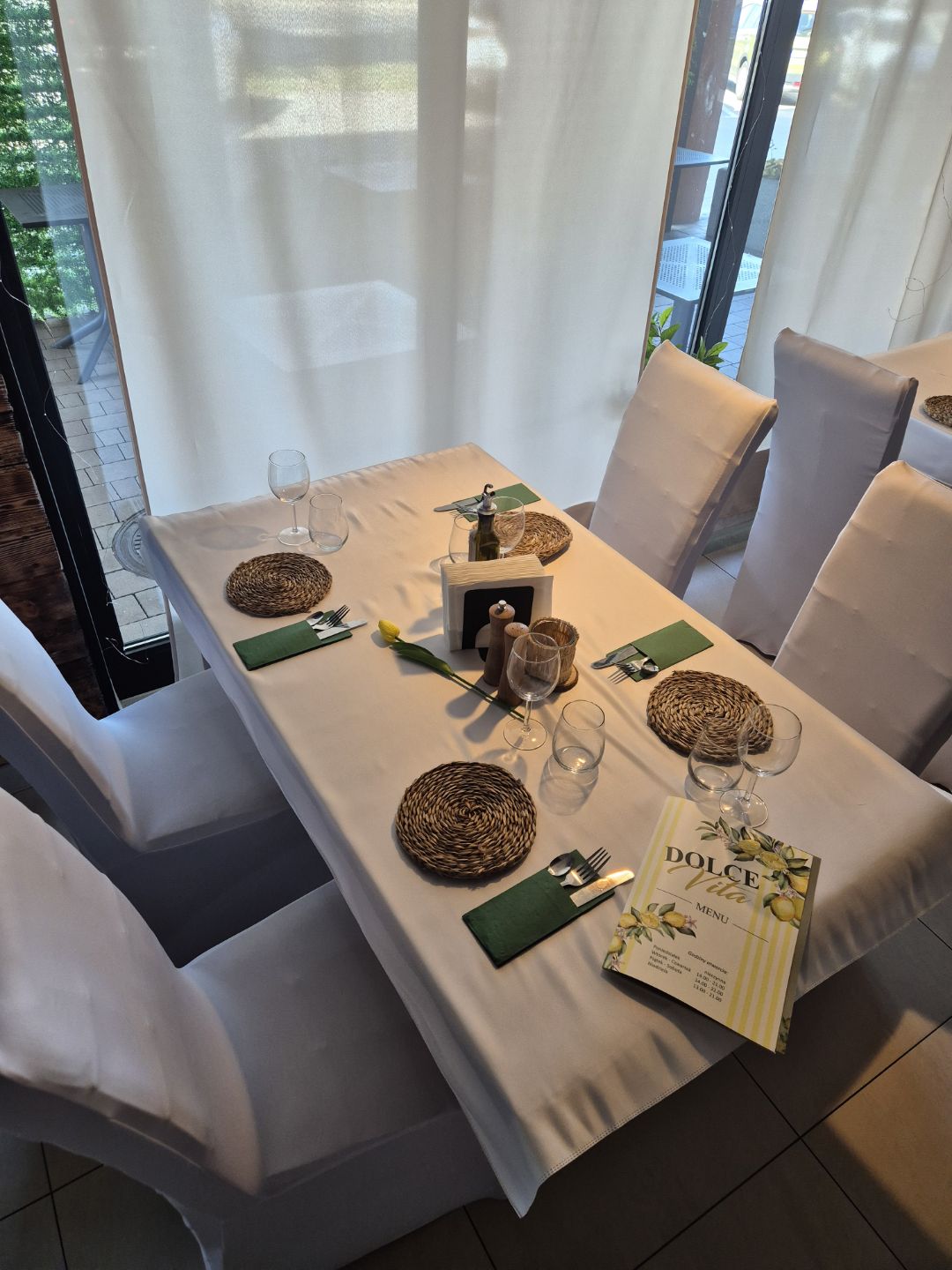 Wnętrze restauracji Dolce Vita
